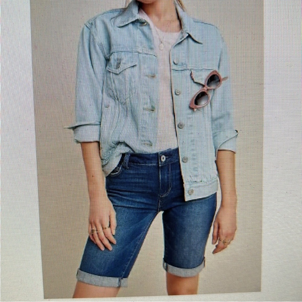 Paige Jax Knee Women's Blue Denim Shorts